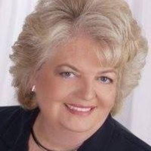 Meet your Posher, Pauline